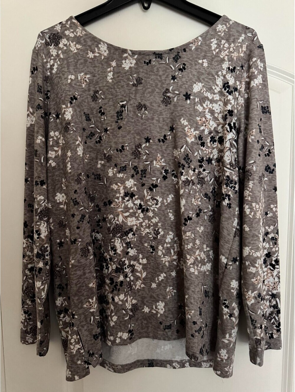 Women’s Mario Serrani Long Sleeve Floral Tunic Top Size Large Taupe Black Cream